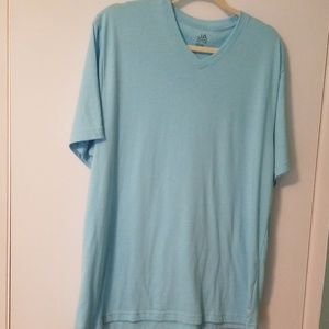 Short sleeve v neck Tee